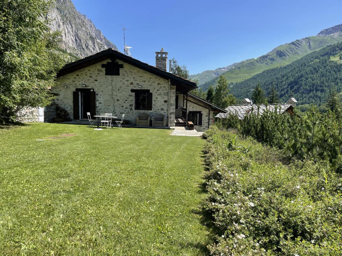 L'Atelier Du Temps - Baita Grandes Jorasses Montita Exterior foto