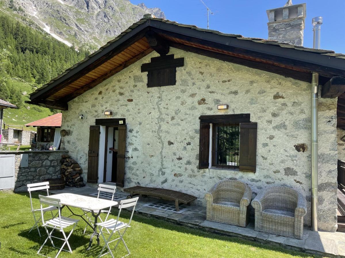 L'Atelier Du Temps - Baita Grandes Jorasses Montita Exterior foto